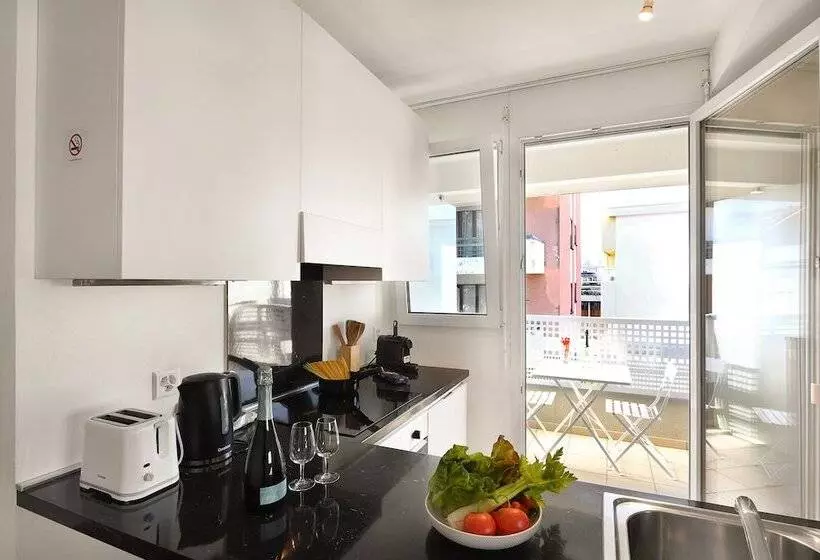 Santi Apartment Few Min From Lake   Happy Rentals