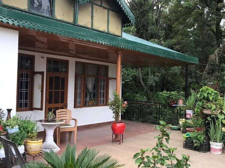 Cozy Solan Apartment With Stunning Views