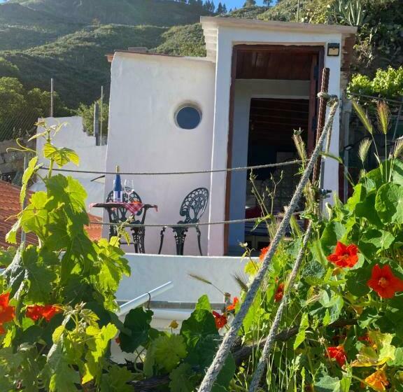 هتل Angel Caves Farmstay