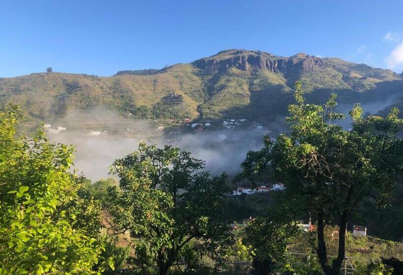 هتل Angel Caves Farmstay