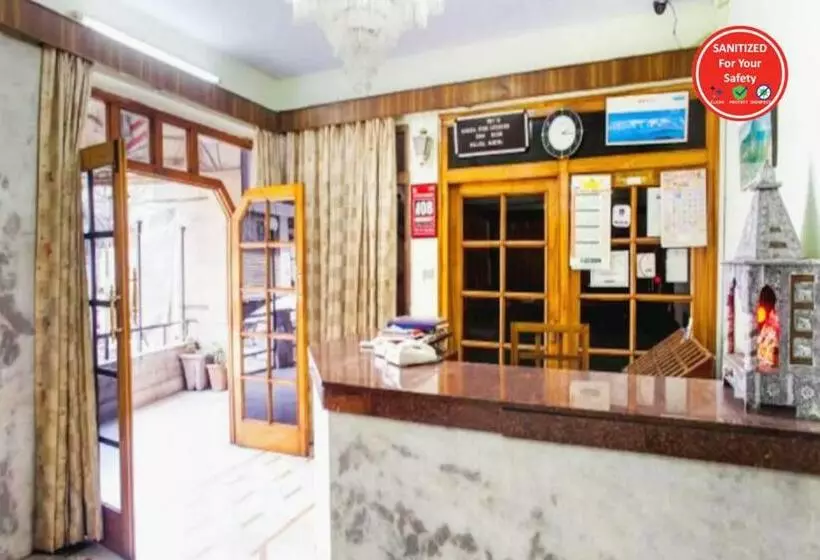 ホテル Goroomgo Radha Continental Nainital