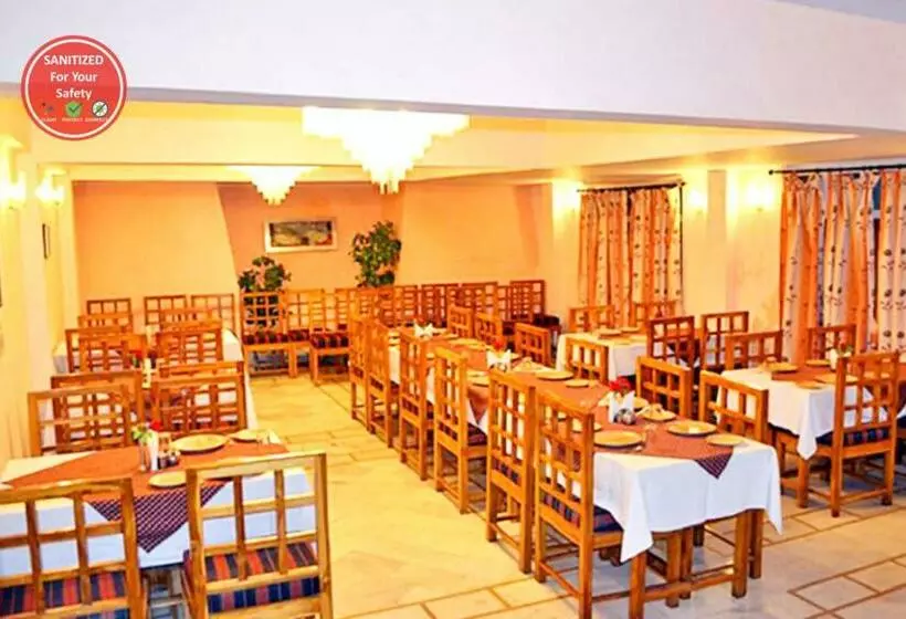 ホテル Goroomgo Radha Continental Nainital