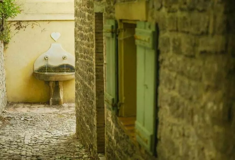 ホテル Montrieux Le Hameau