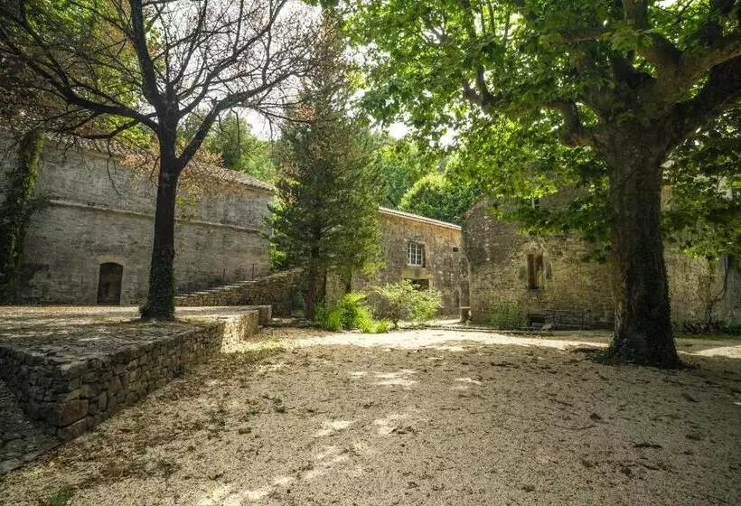 ホテル Montrieux Le Hameau
