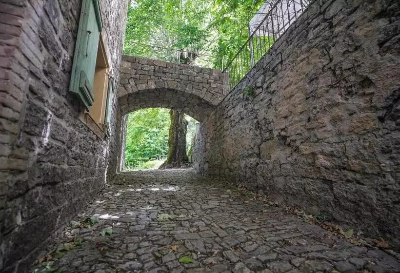 ホテル Montrieux Le Hameau
