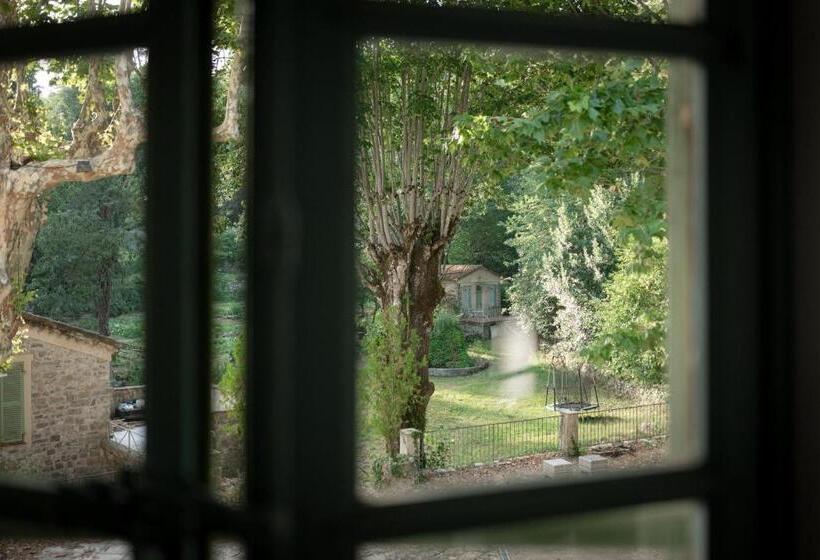 בית מלון כפרי Montrieux Le Hameau