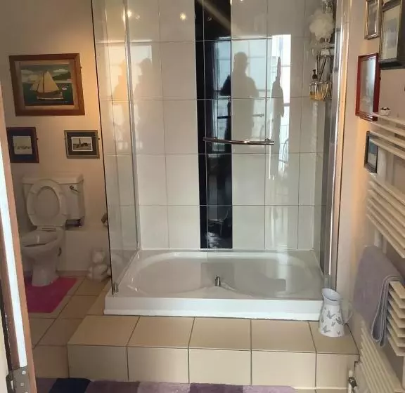 Hotelli The Bell Inn