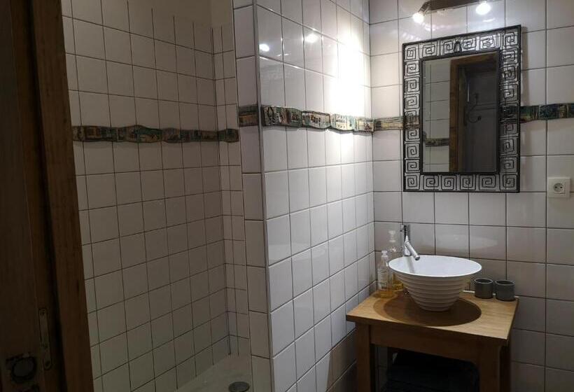 Pensiune Chambres Auberge De Thorrenc