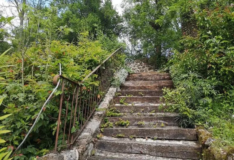 Majatalo Chambres Auberge De Thorrenc