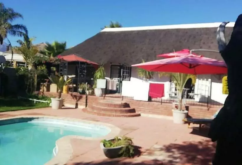 Majatalo House Of Perez