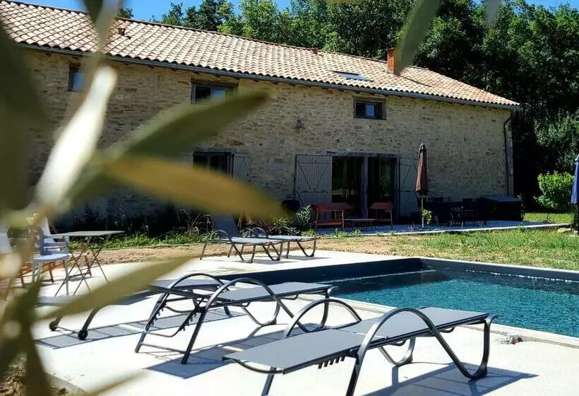 Majatalo La Première Vigne