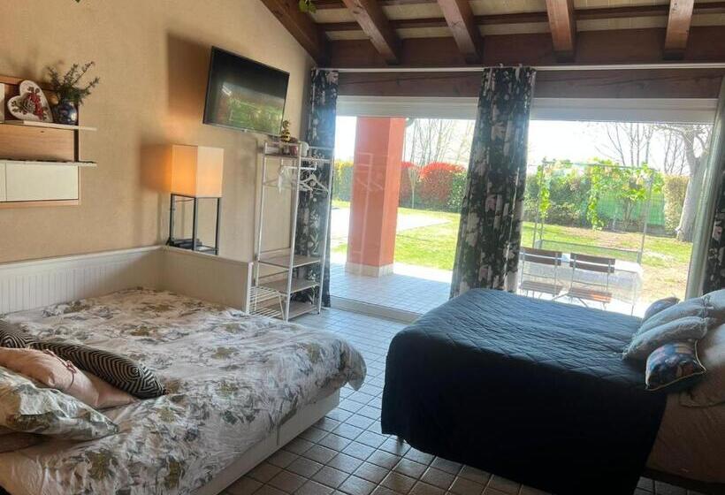 פנסיון Room In B&b   Casa Belvedere   Complimentary Wifi And Private Parking