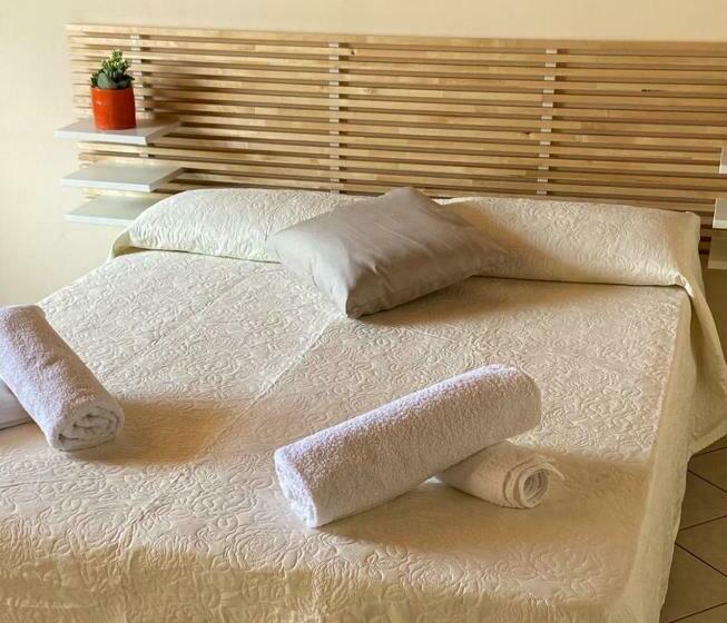 Bed and Breakfast Melissa Suites