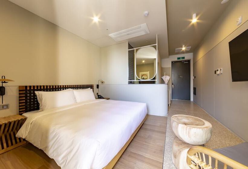 هتل Hound Garden&terrace