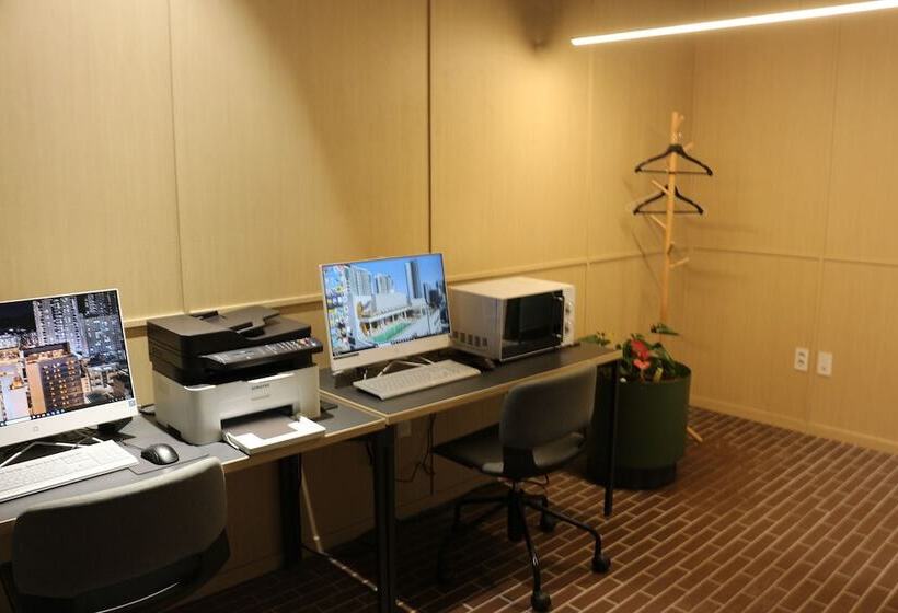 هتل Hound Garden&terrace