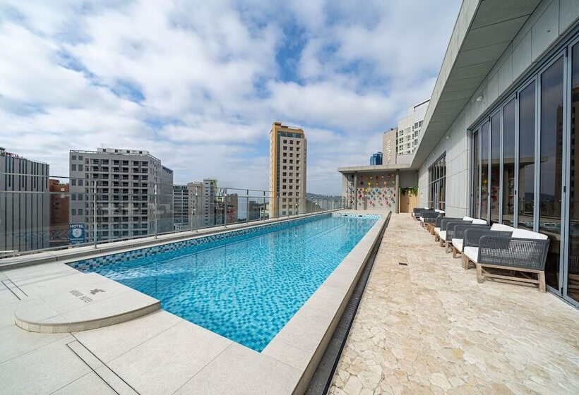 هتل Hound Garden&terrace