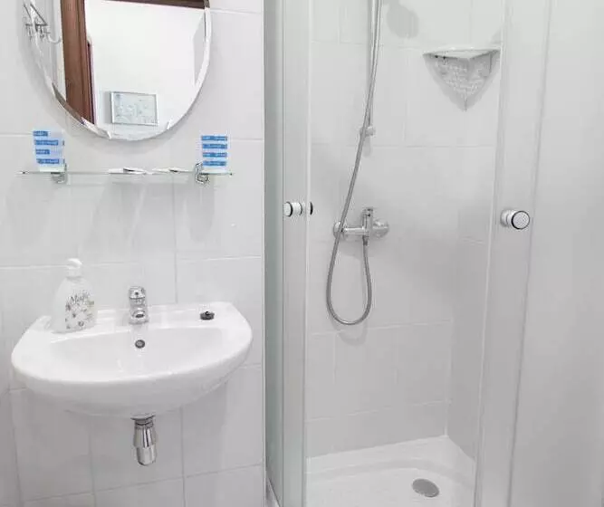 ホテル Nevsky 3 Guest House