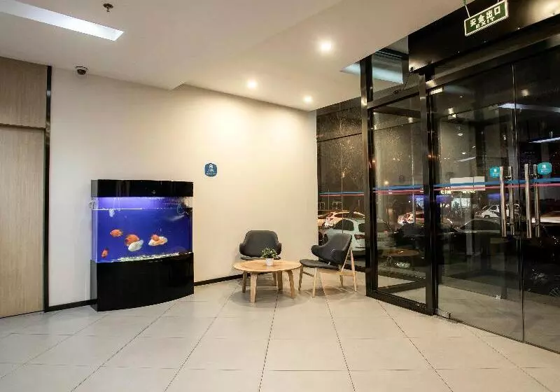 Отель Hanting  Beijing Military Museum