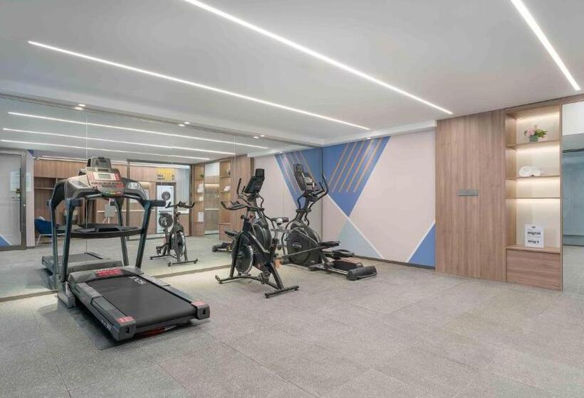 Hotel Holiday Inn Express Wuhan Jinyin Lake