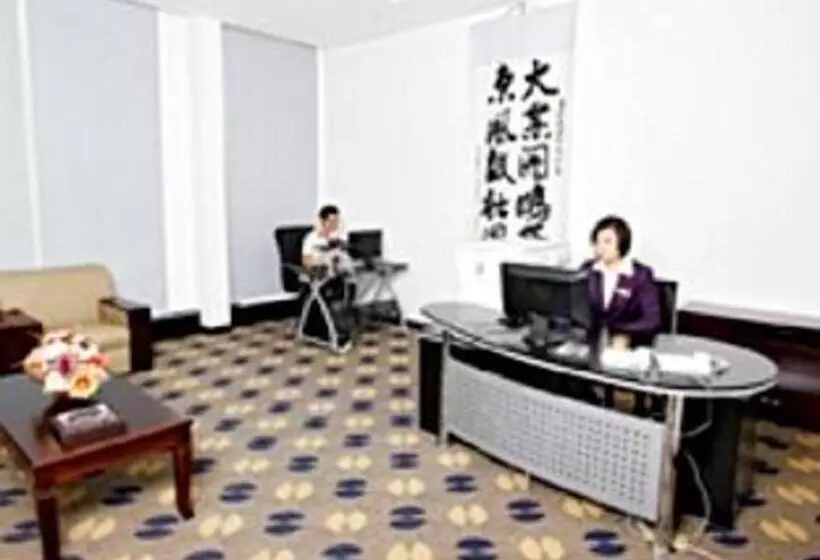 هتل Wuhan Newport International
