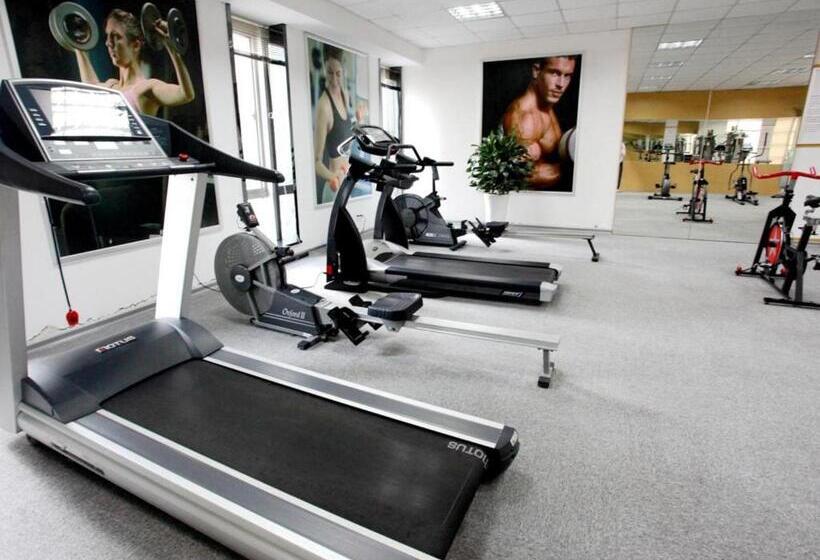 酒店 The Cumberland Boutique