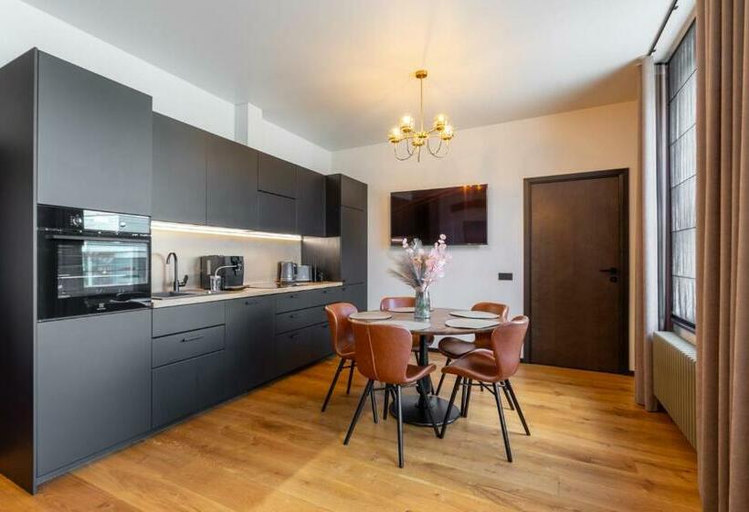 Pärnu Ringi 1 Exclusive City Centre Apartment