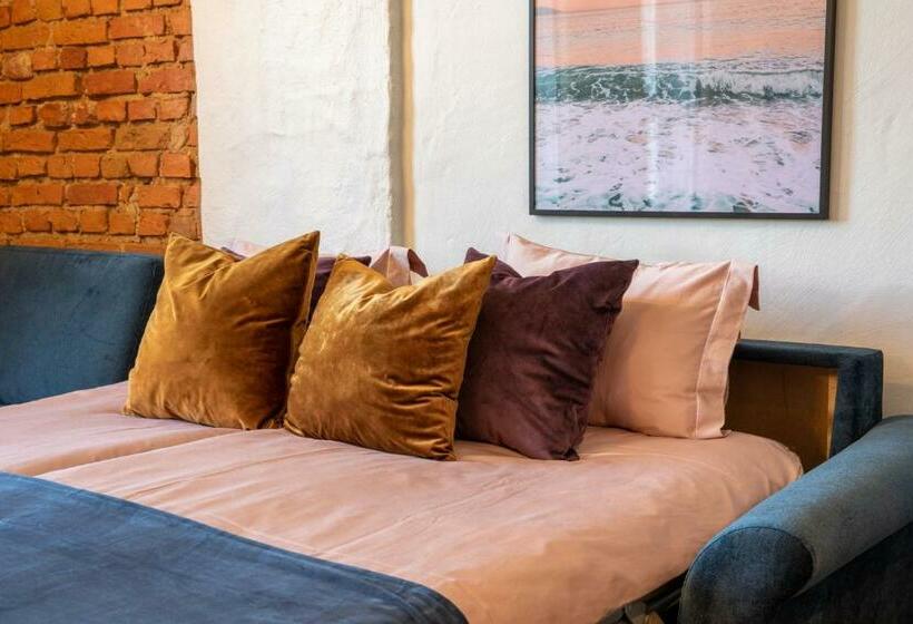 Pärnu Ringi 1 Exclusive City Centre Apartment