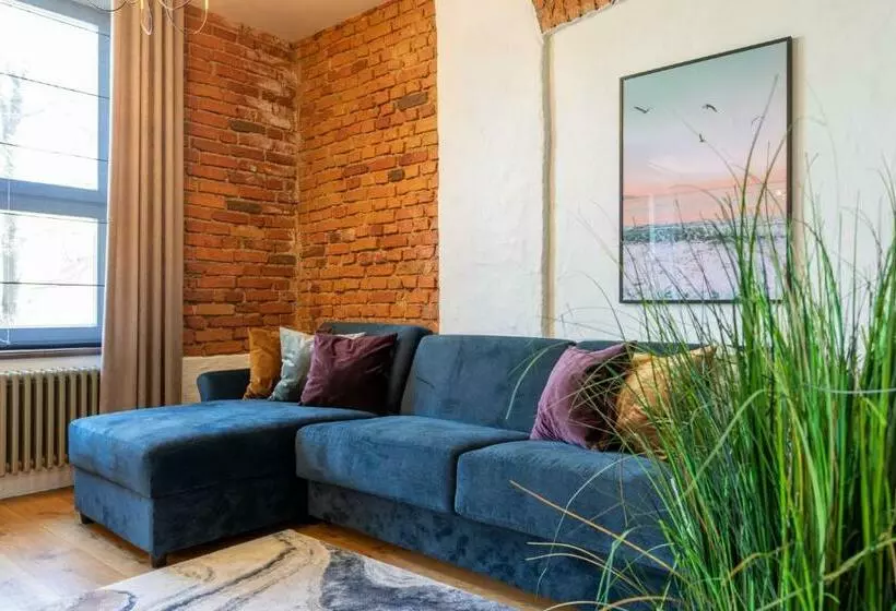 Pärnu Ringi 1 Exclusive City Centre Apartment