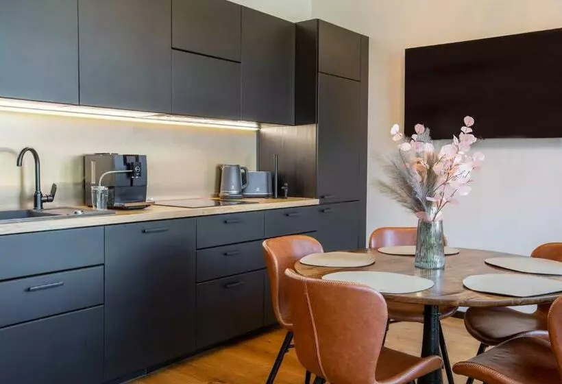 Pärnu Ringi 1 Exclusive City Centre Apartment