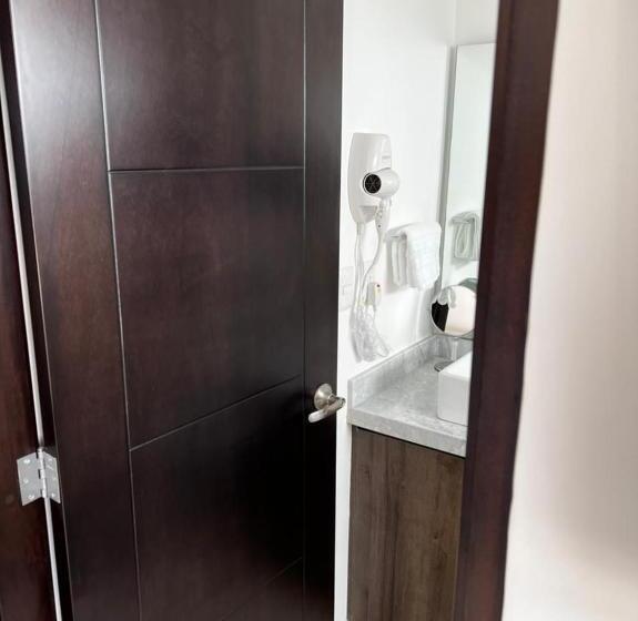 Luxury Condo En Malecón, Alberca Infinity & Jacuzzi