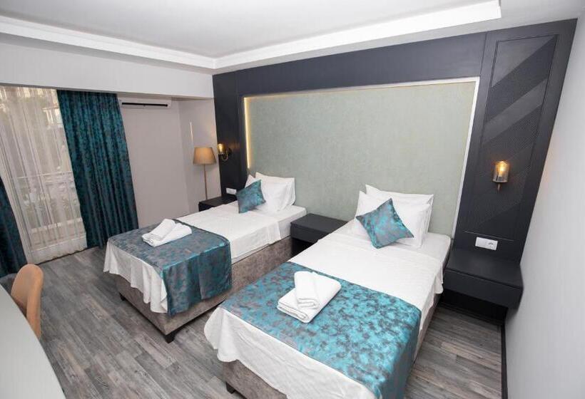 فندق Anya Resort