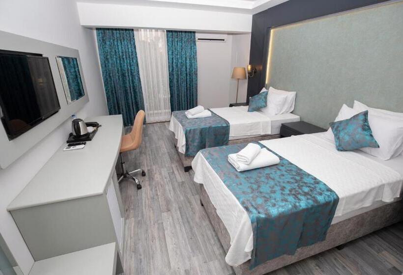 فندق Anya Resort