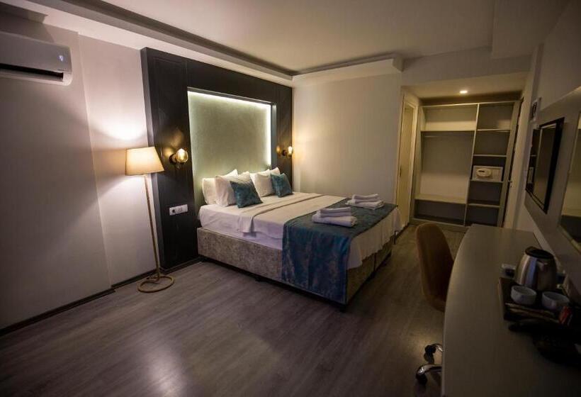 فندق Anya Resort