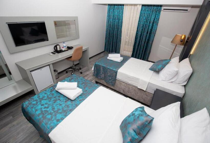 فندق Anya Resort