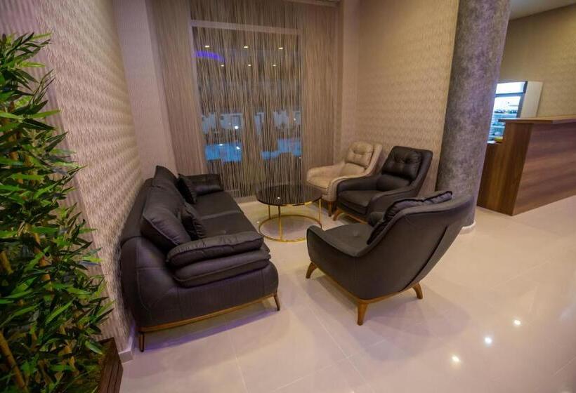 فندق Anya Resort