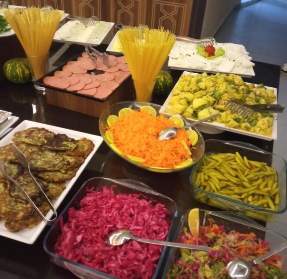 فندق Anya Resort