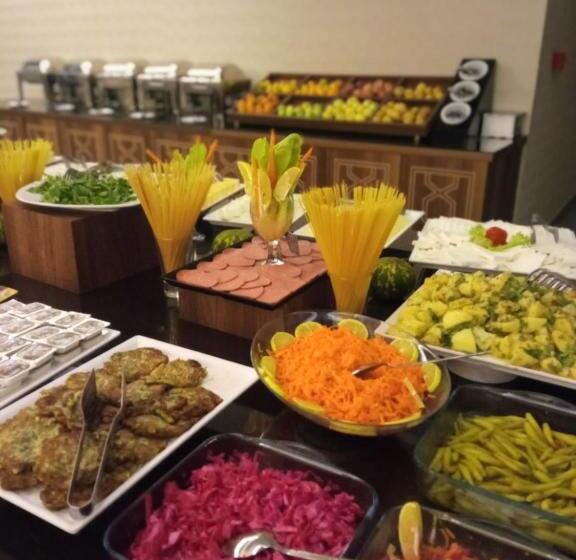 فندق Anya Resort