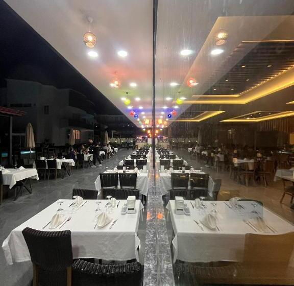 فندق Anya Resort