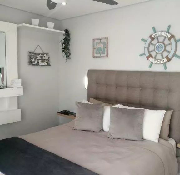 پانسیون Ocean Room @ 66 Fynbos