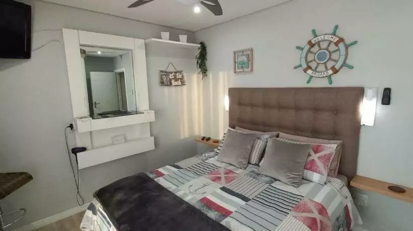 پانسیون Ocean Room @ 66 Fynbos