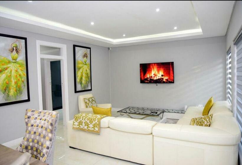 Пансион Olive Boutique And Accommodation