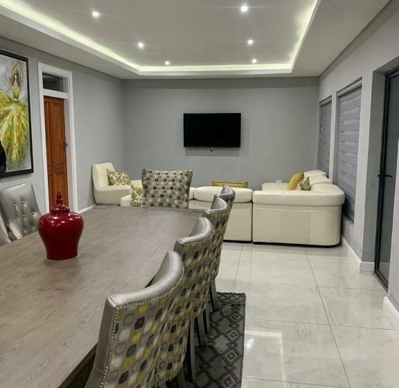 Пансион Olive Boutique And Accommodation