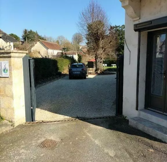 ベッドアンドブレックファースト Le Héron Bleu De La Brenne