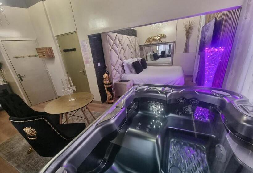 مبيت وإفطار Suite Chic By Les Spa De Venus