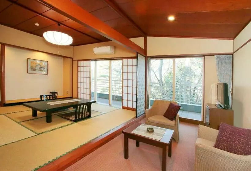 ホテル Itsuura Kanko