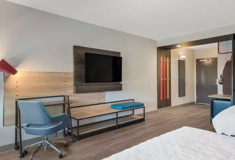ホテル Tru By Hilton Greensboro, Nc