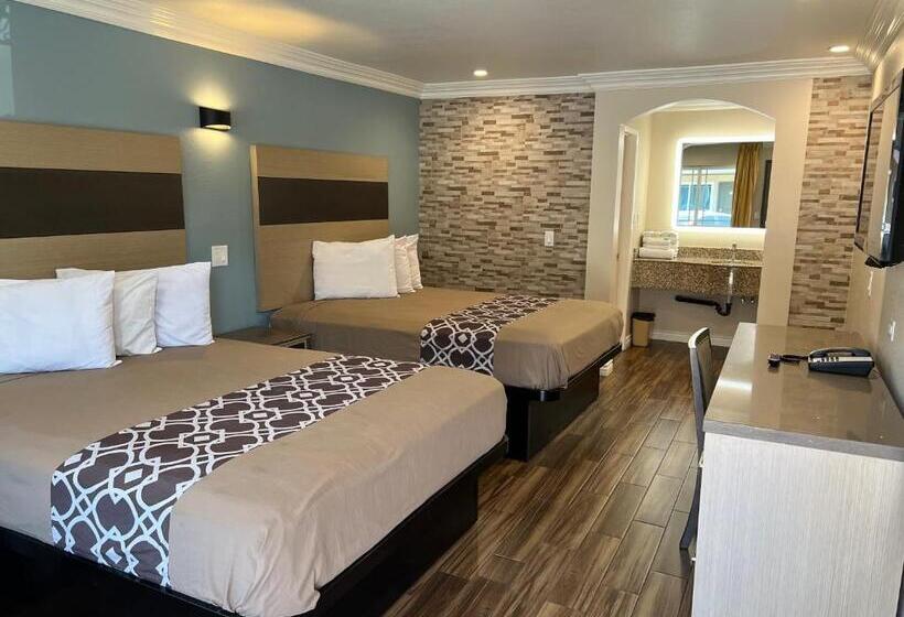 ホテル Walnut Inn & Suites West Covina