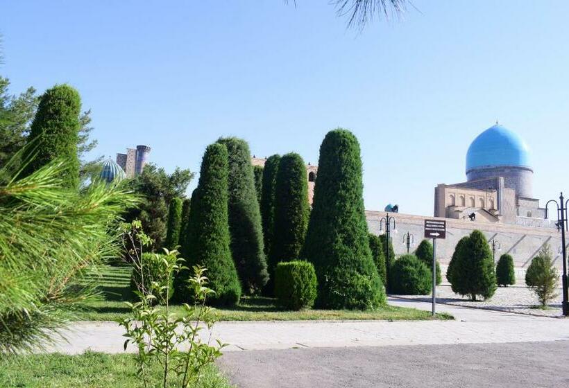 Пансион Registon Zargaron