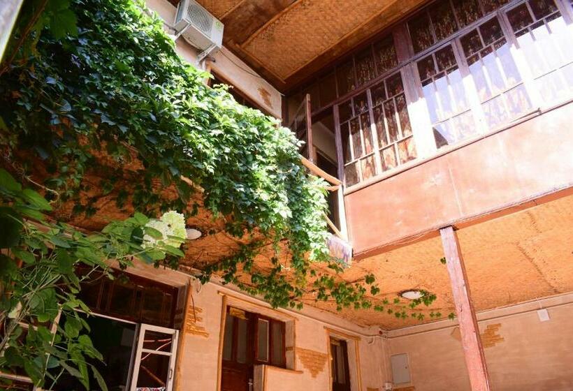 Пансион Registon Zargaron