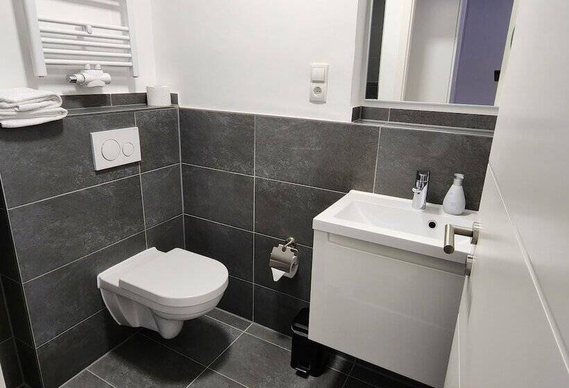 Davin City Aparments   Self Check In